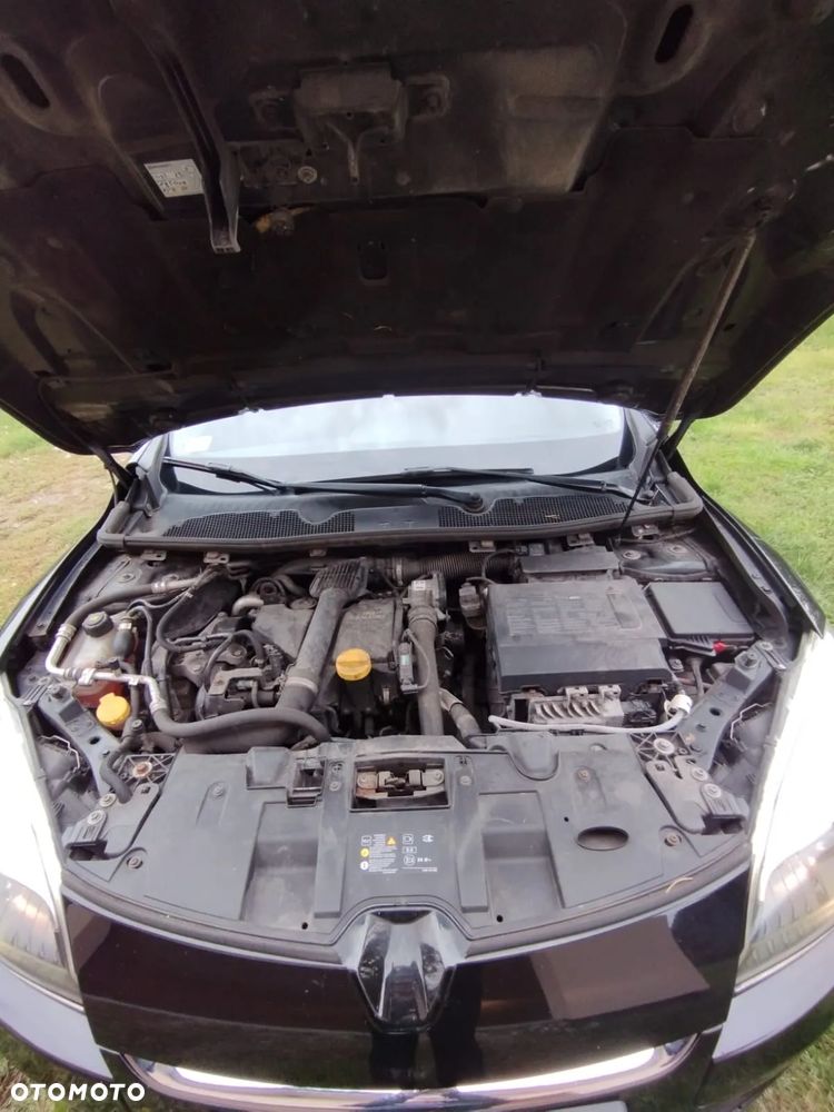 Renault Megane 1.5 dCi Bose Edition - 8