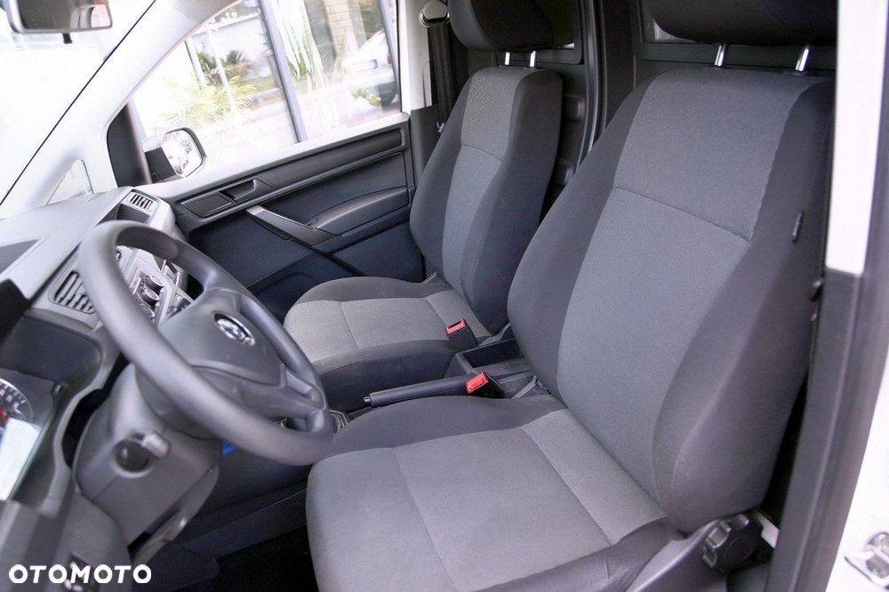 Volkswagen Caddy - 19
