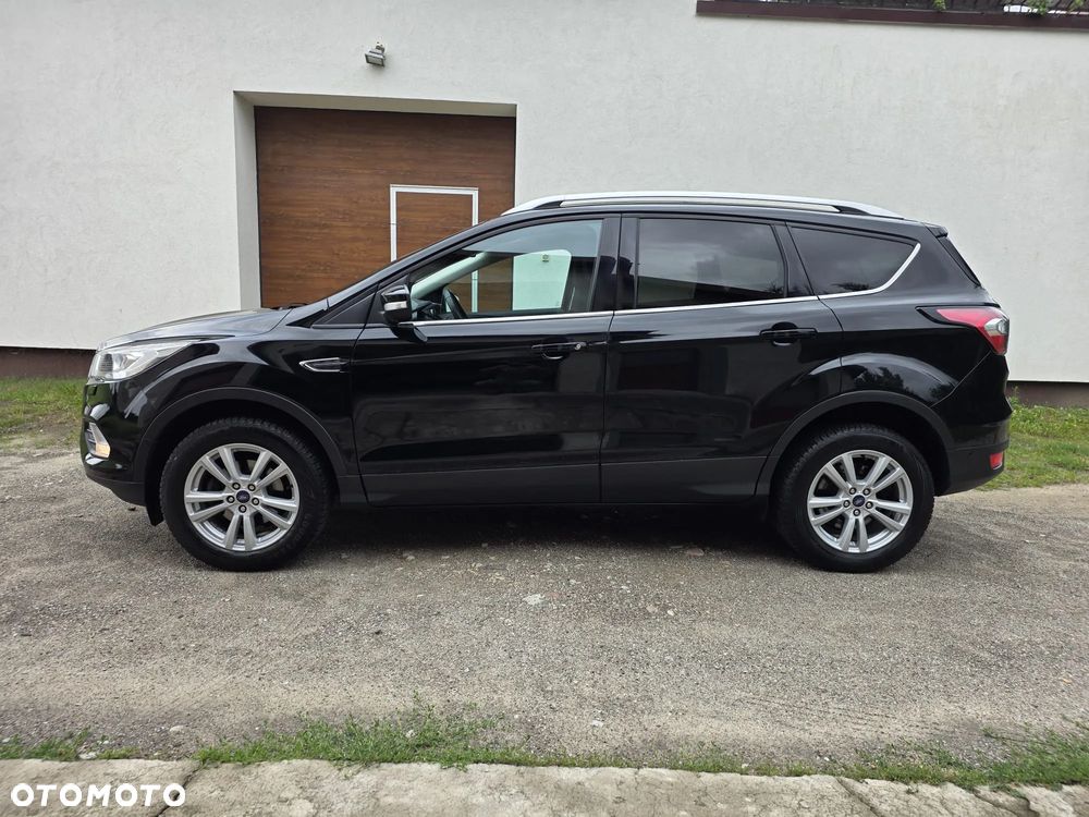 Ford Kuga 1.5 EcoBoost 2x4 Cool & Connect - 4