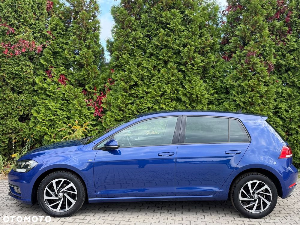 Volkswagen Golf - 5