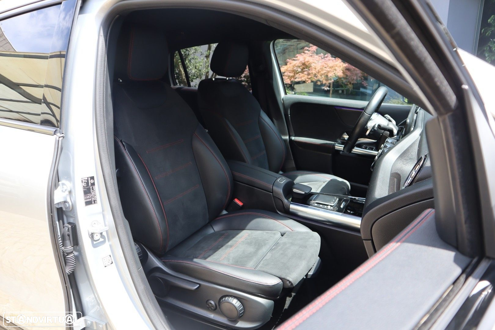 Mercedes-Benz GLA 250 e AMG Line - 42