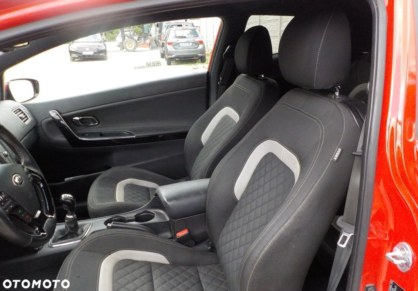 Kia Ceed - 26