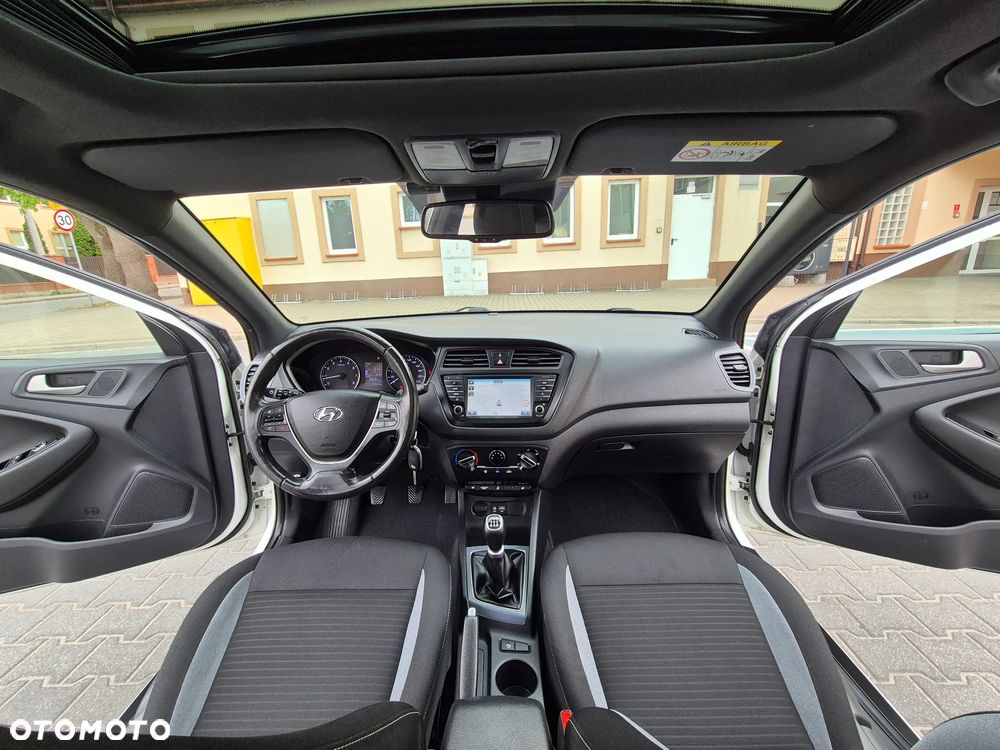 Hyundai i20 - 16