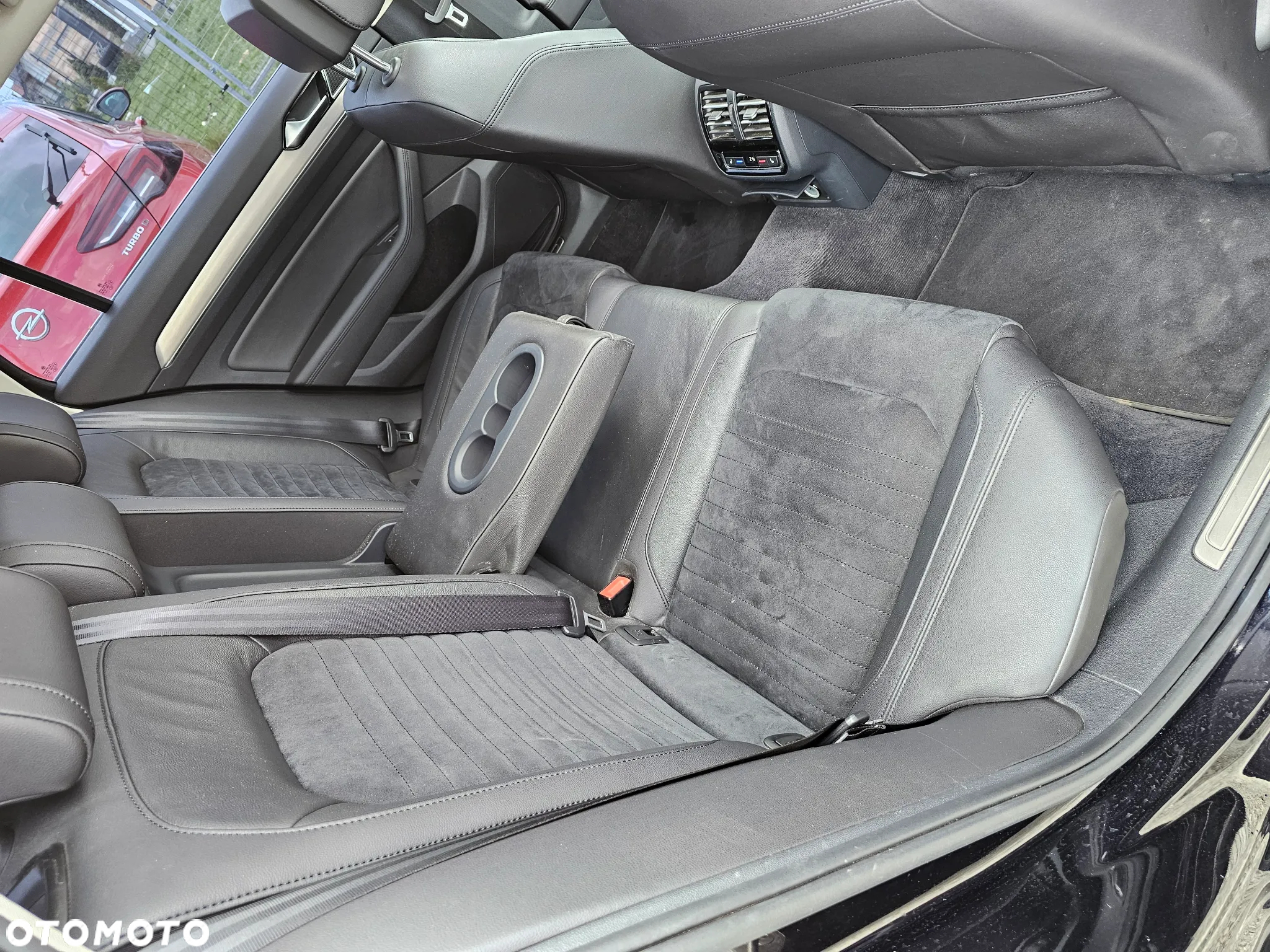 Volkswagen Passat Variant 2.0 TDI SCR 4Motion DSG (BMT) Highline - 24