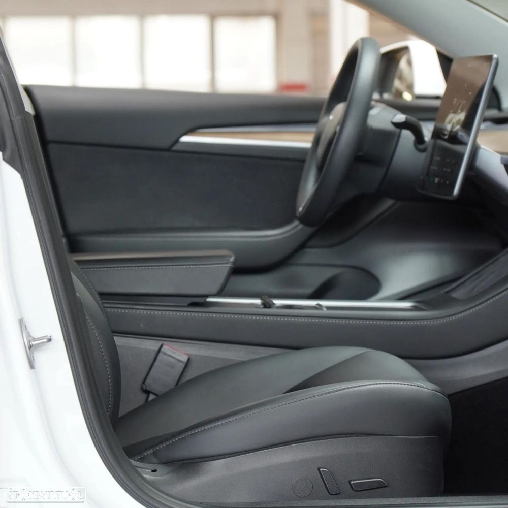 Tesla Model 3 Long Range AWD Dual Motor Performance - 18