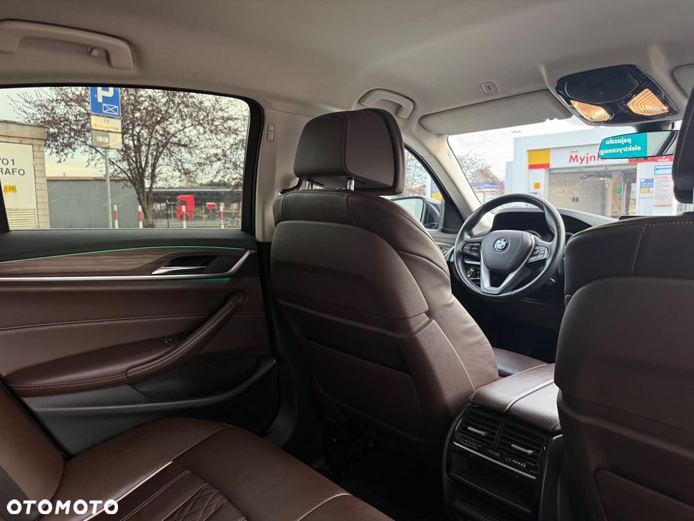 BMW Seria 5 530e iPerformance GPF Sport - 26