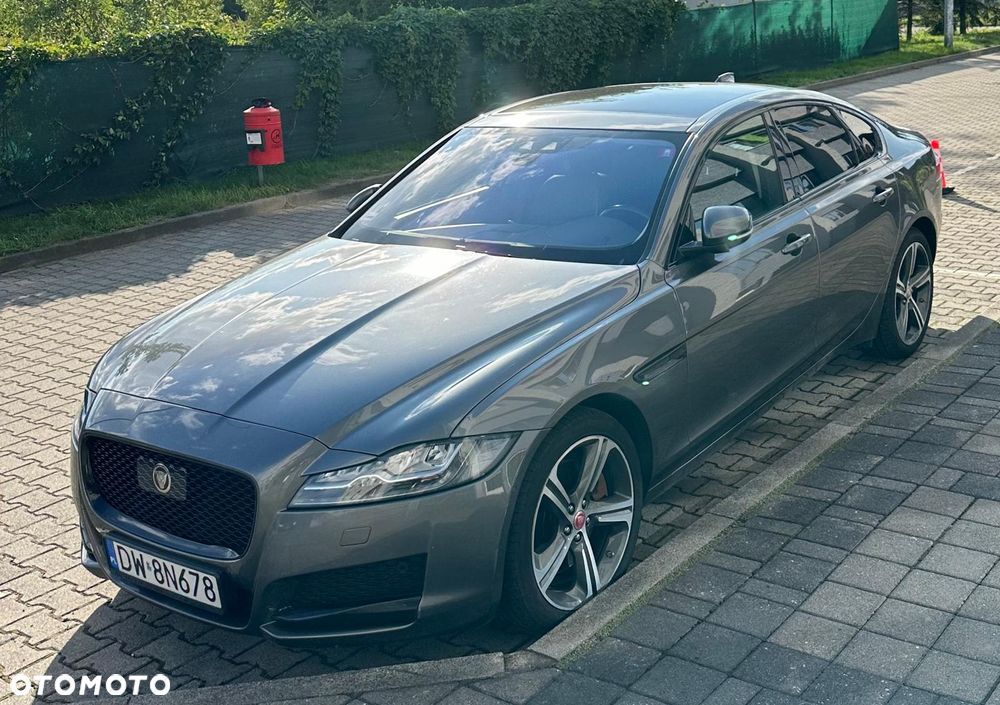 Jaguar XF 2.0 i4D AWD Prestige - 1