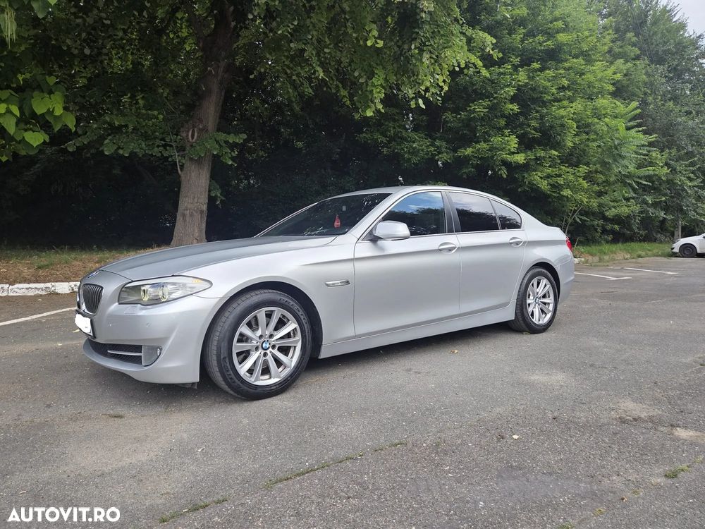 BMW Seria 5 ver-520d-efficientdynamics-edition - 4