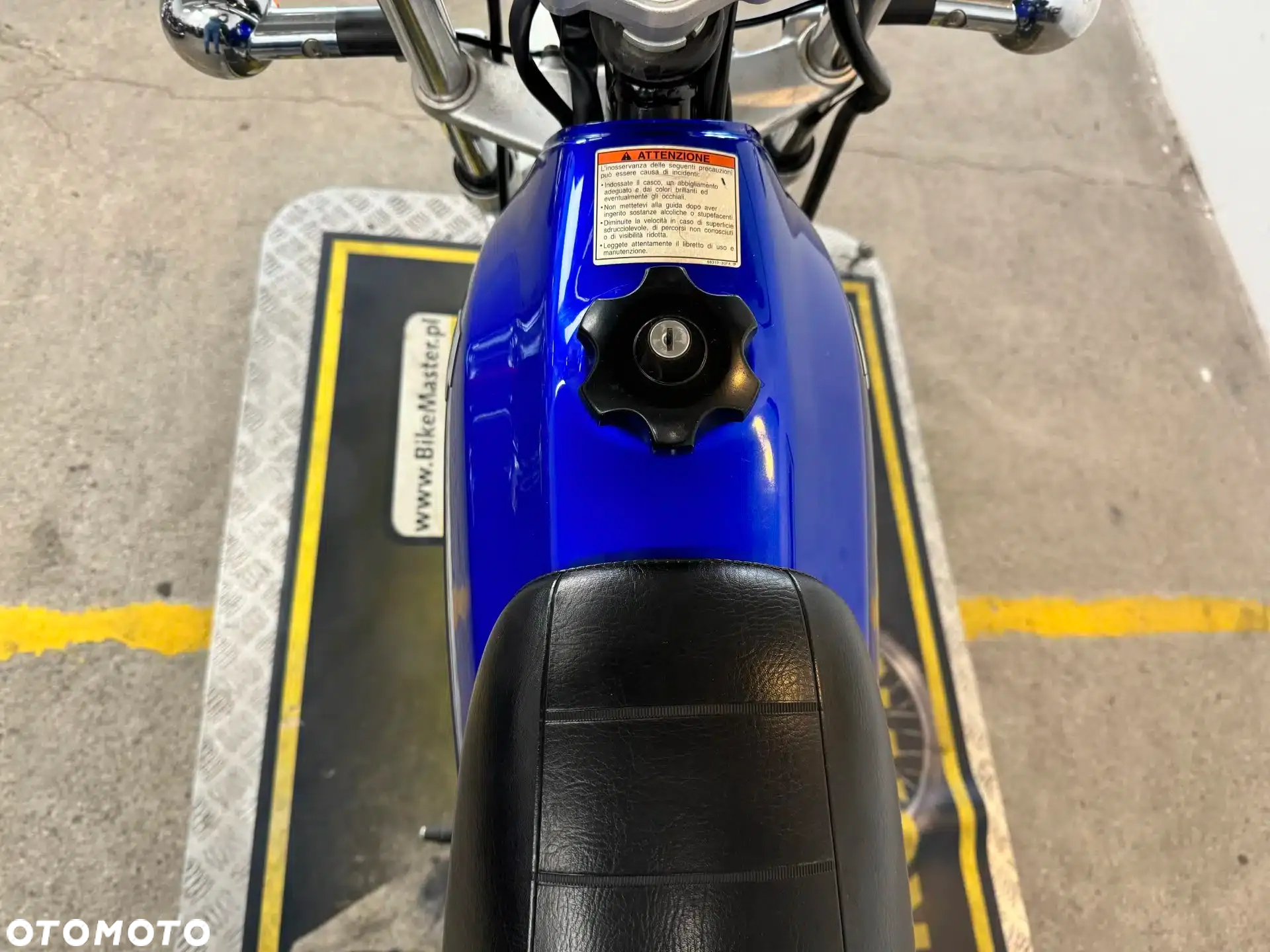 Suzuki RV - 28