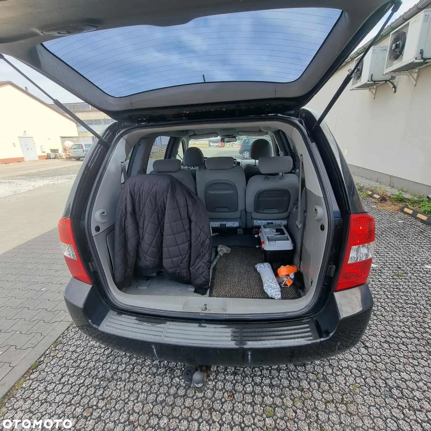 Kia Carnival 2.9 CRDi Tour - 6