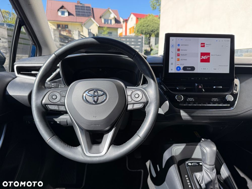 Toyota Corolla 1.8 Hybrid Executive - 17