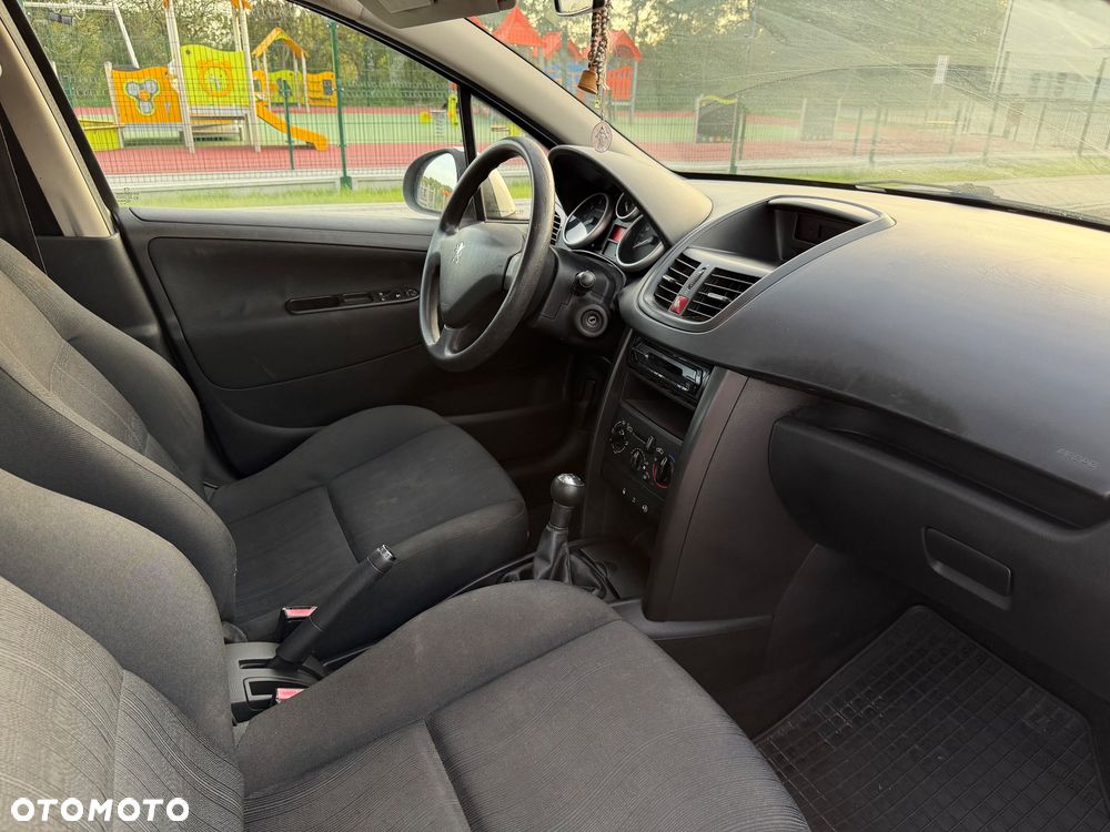 Peugeot 207 1.4 Presence nICE - 26