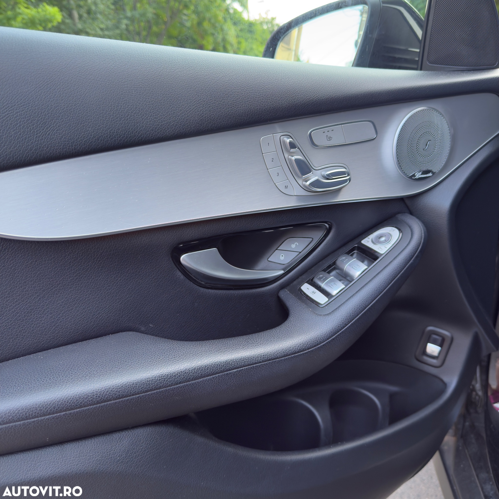 Mercedes-Benz GLC 250 4MATIC - 9