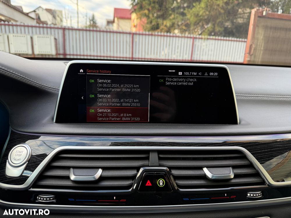 BMW Seria 7 730d xDrive MHEV - 25