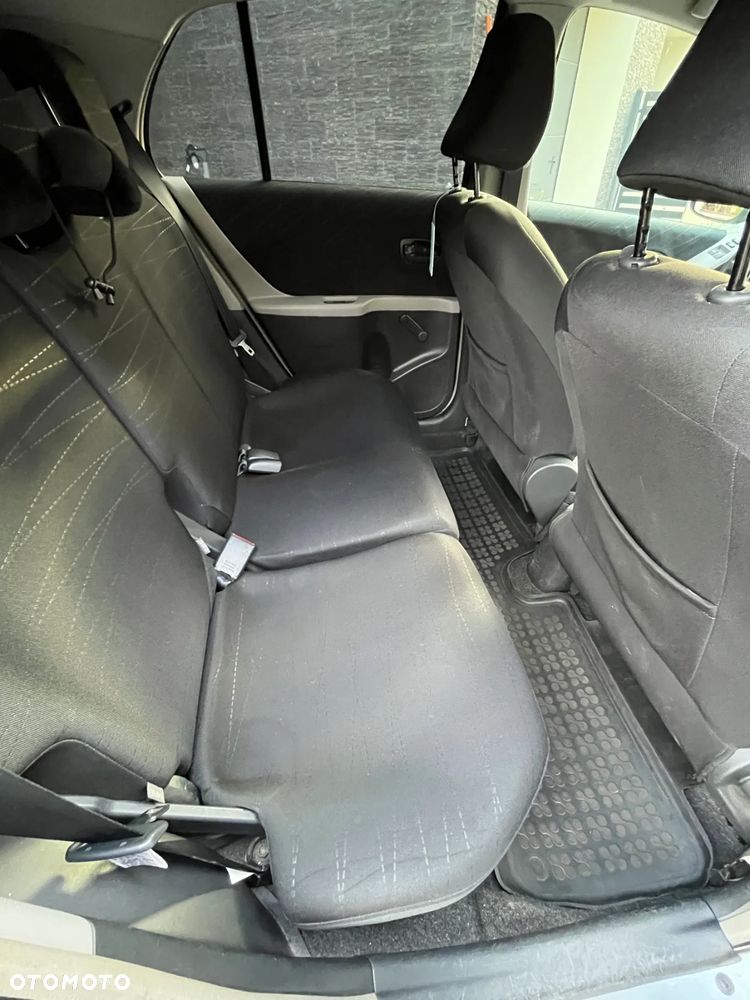 Toyota Yaris 1.3 Luna - 15