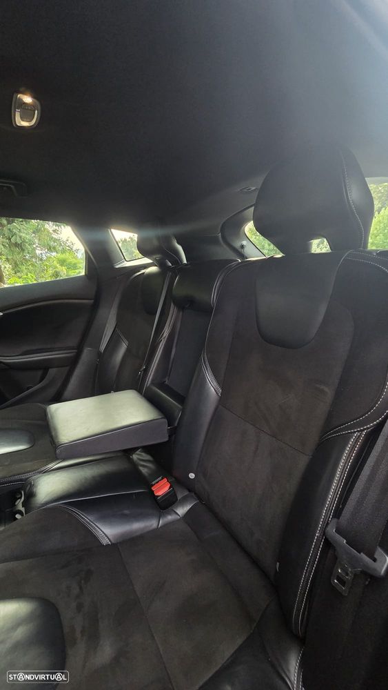 Volvo V40 - 9