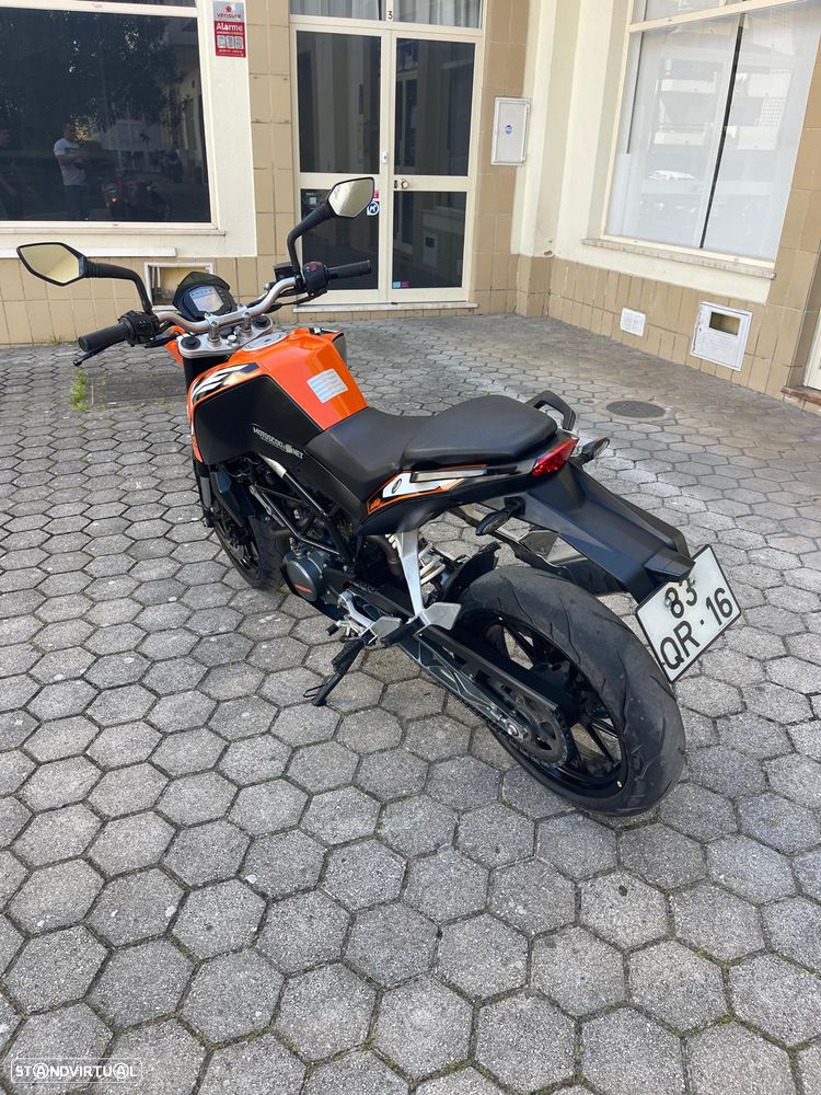 KTM 125 Duke ABS - 9