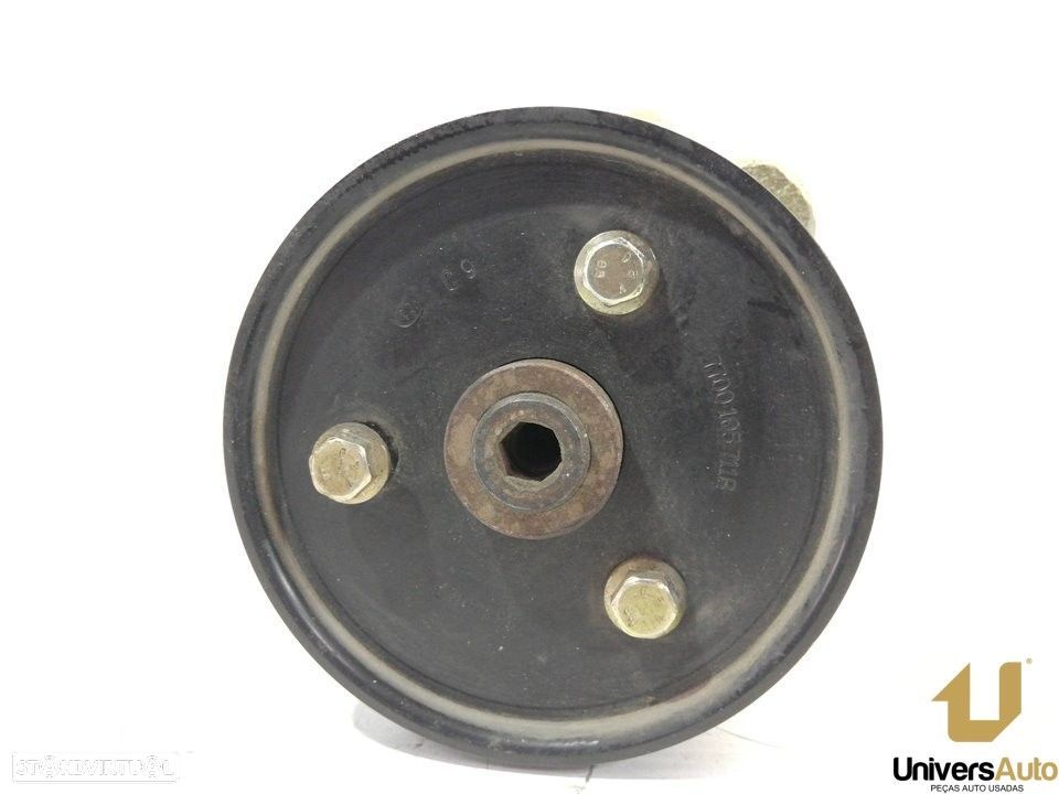 BOMBA DIREÇÃO RENAULT MEGANE I 1999 -7700105711B - 2