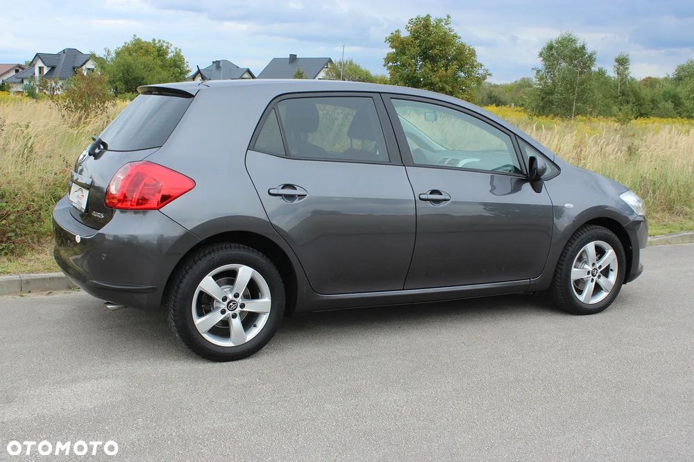 Toyota Auris 1.6 MultiMode Executive - 13