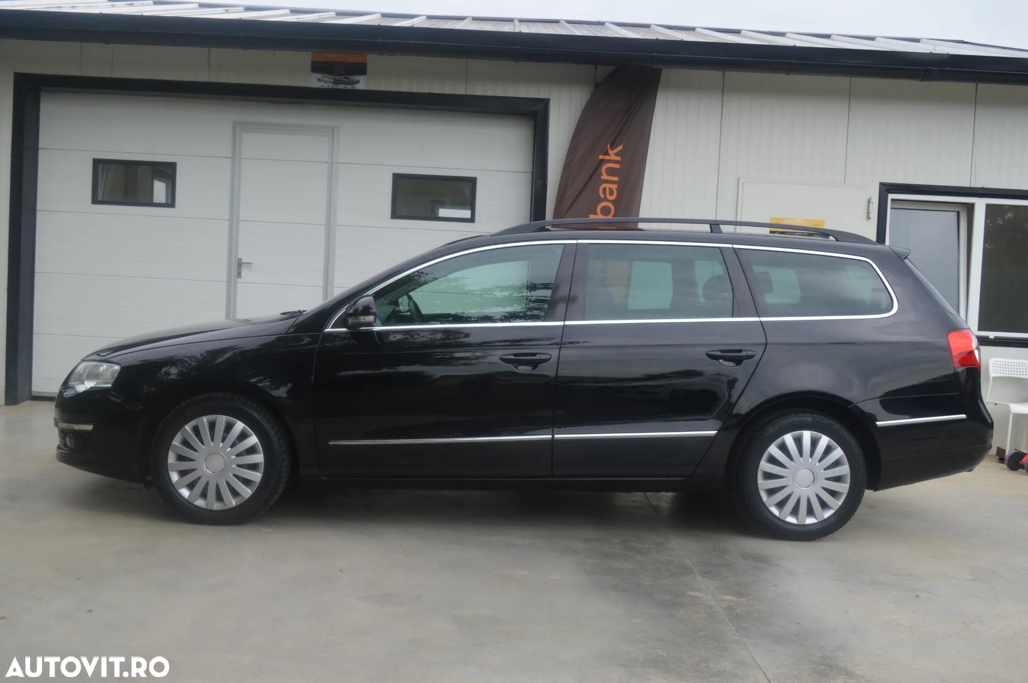Volkswagen Passat Variant 2.0 TDI Blue TDI DSG Comfortline - 4