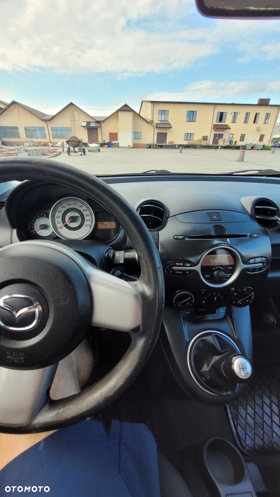 Mazda 2 1.3 Exclusive - 30