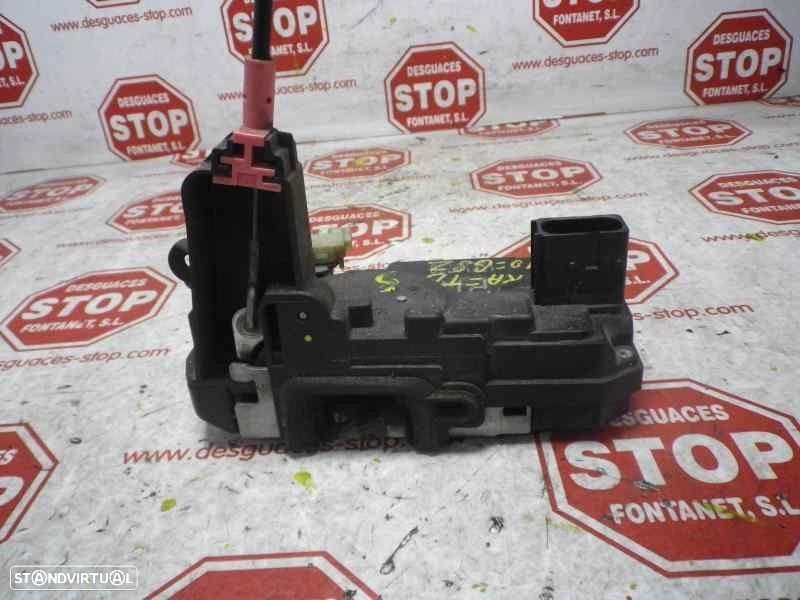 FECHADURA PORTA TRASEIRA DIREITA OPEL ZAFIRA B 2010 -13210739 - 1