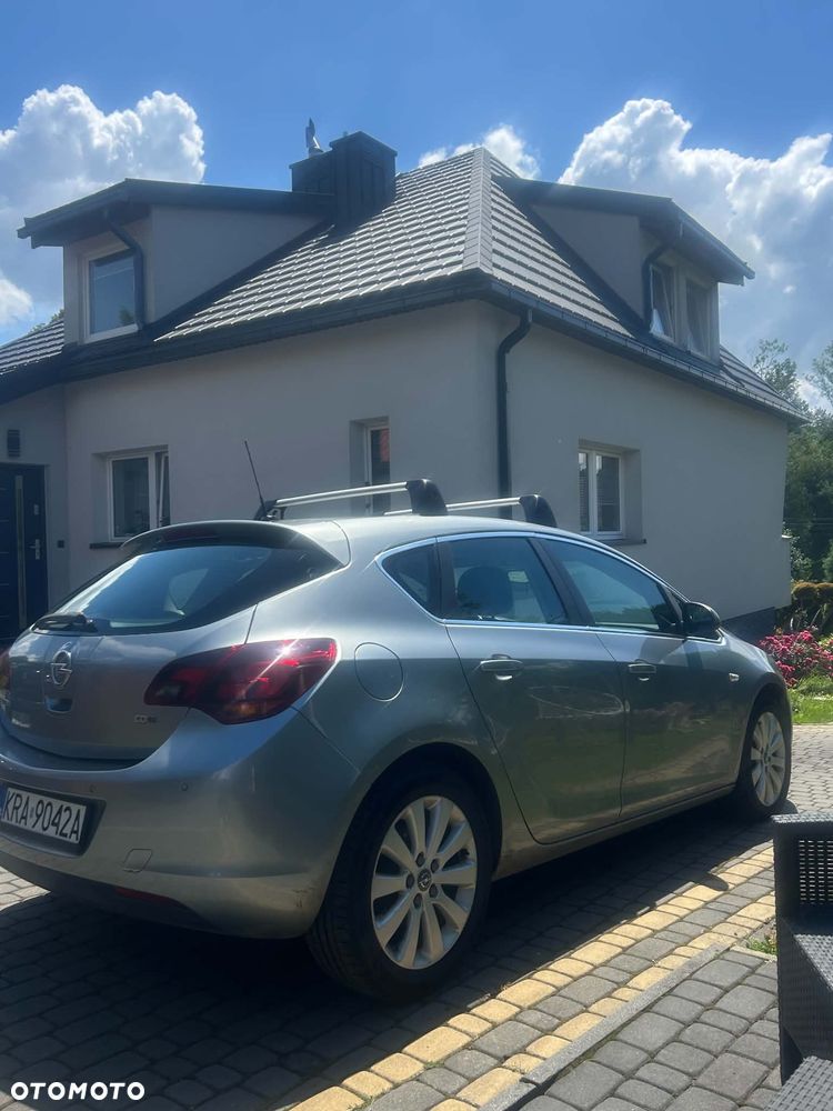 Opel Astra 1.7 CDTI Cosmo - 3