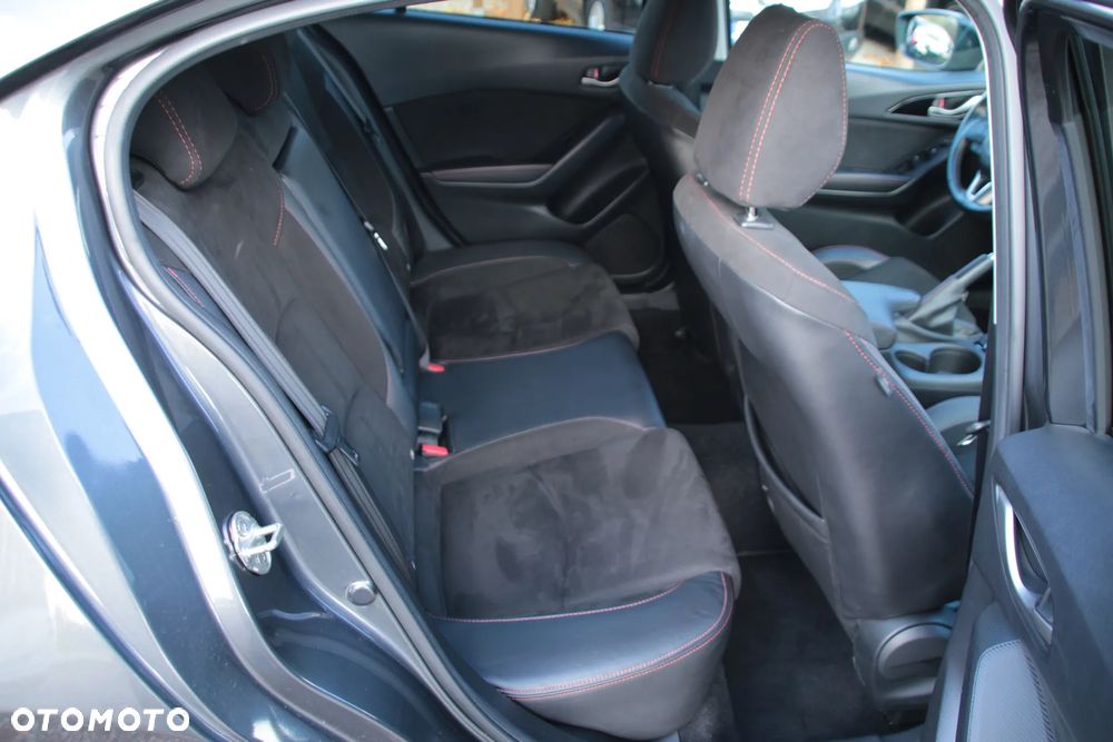 Mazda 3 SKYACTIV-G 120 NAKAMA - 21