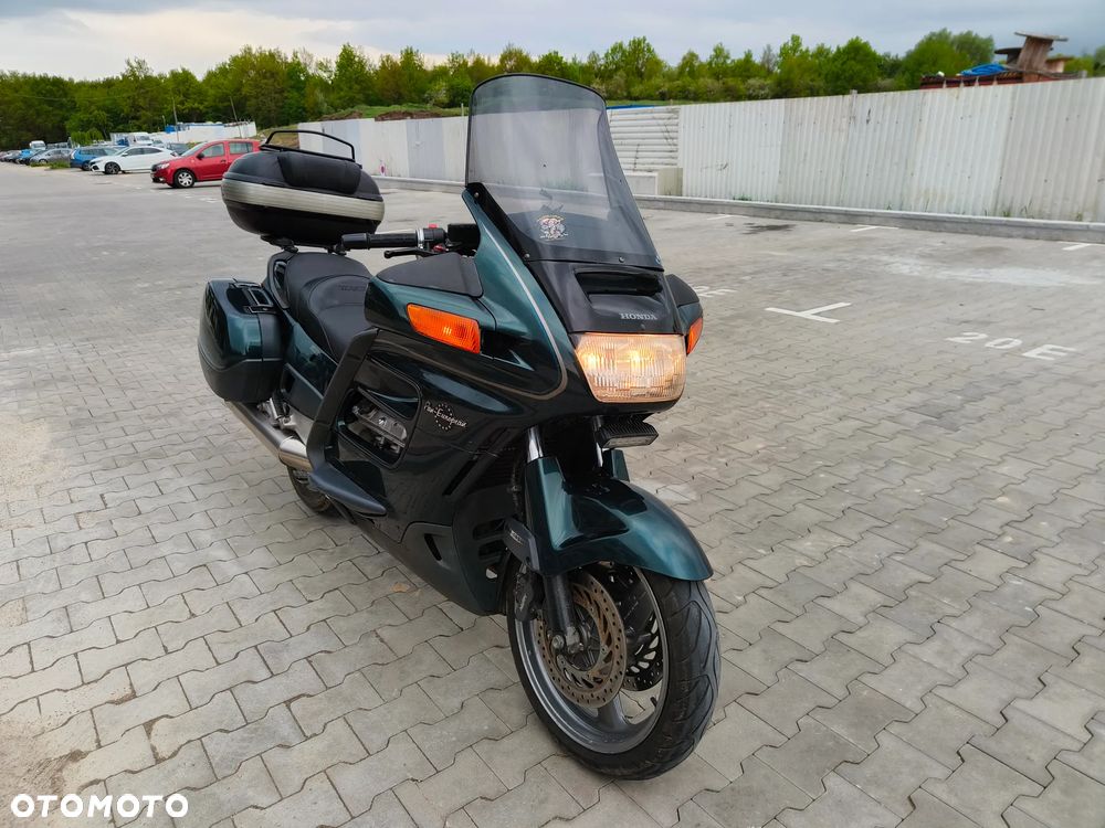 Honda ST - 4