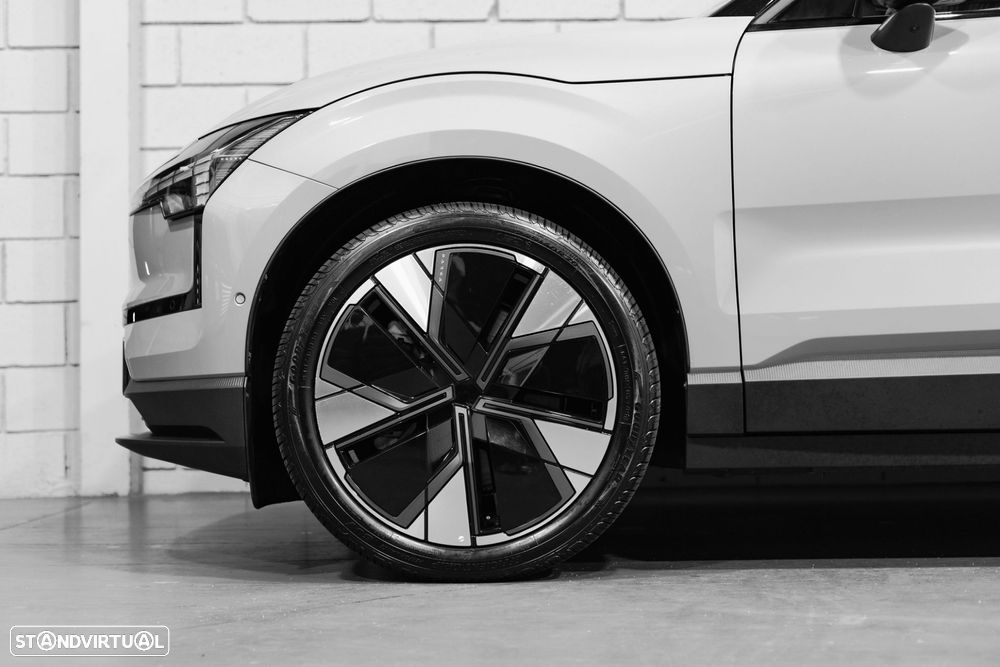 Volvo EX30 69 kWh Twin Motor Ultra - 18