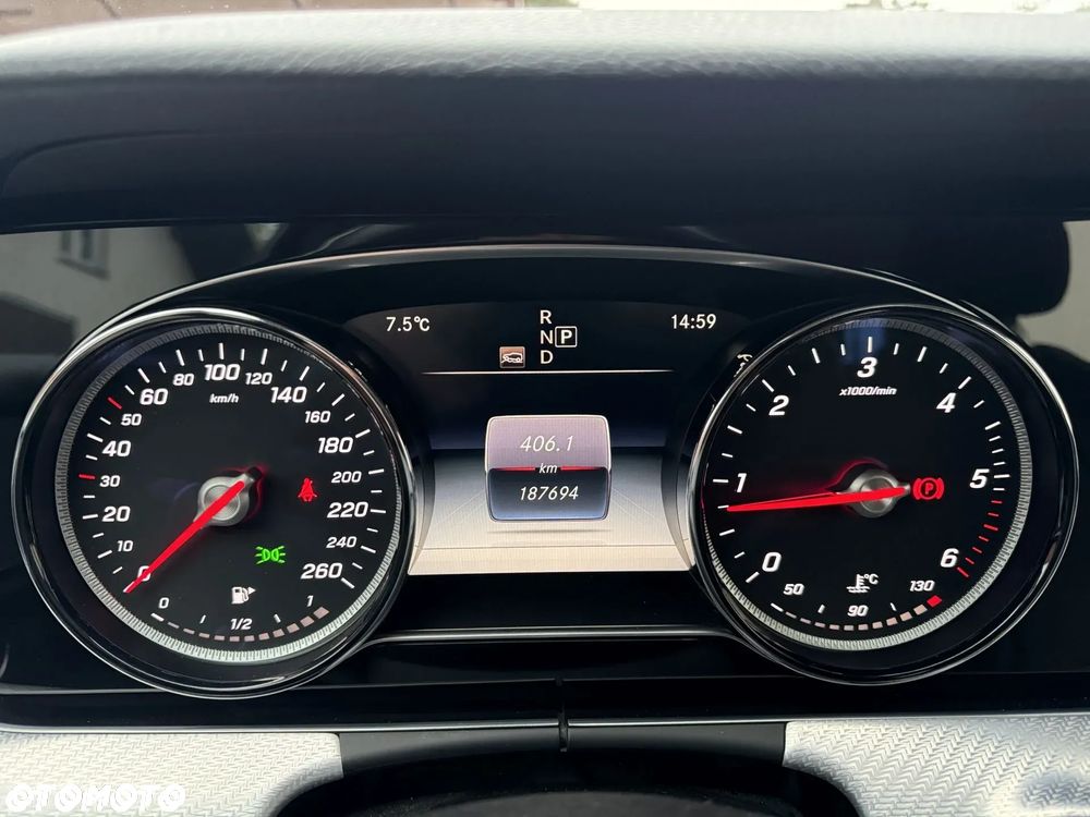 Mercedes-Benz Klasa E 220 d 4Matic T All-Terrain 9G-TRONIC Avantgarde - 35