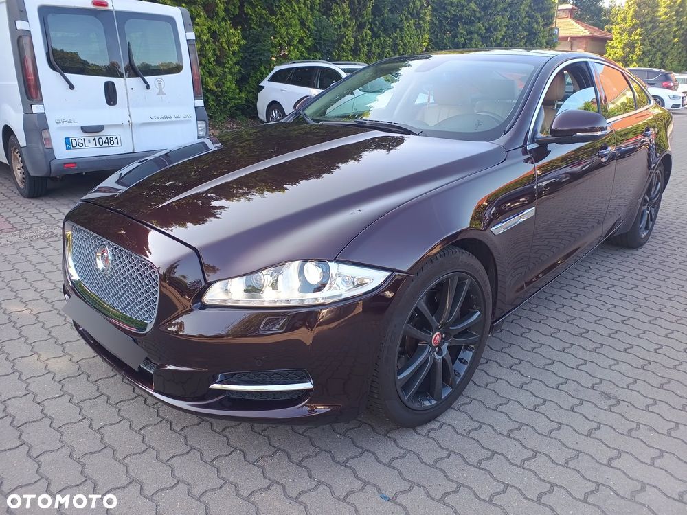 Jaguar XJ 3.0 D V6 Luxury - 1