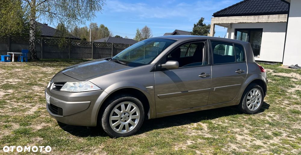 Renault Megane 1.6 16V Dynamique - 10