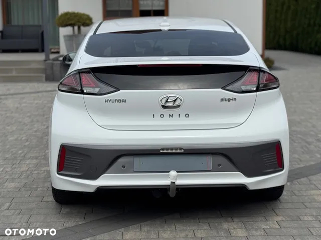 Hyundai IONIQ - 6