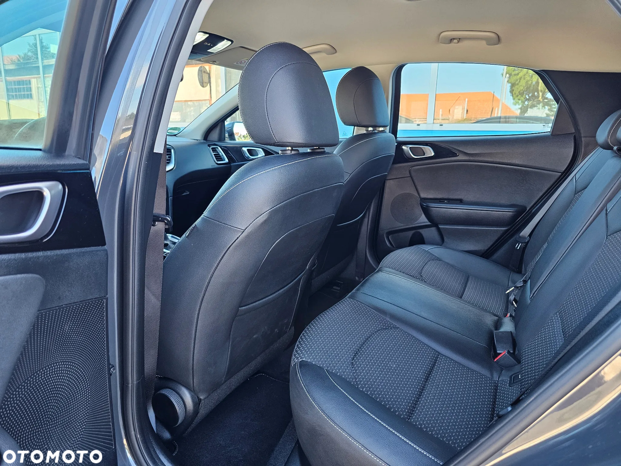 Kia XCeed 1.4 T-GDI OPF DCT7 XDITION - 13
