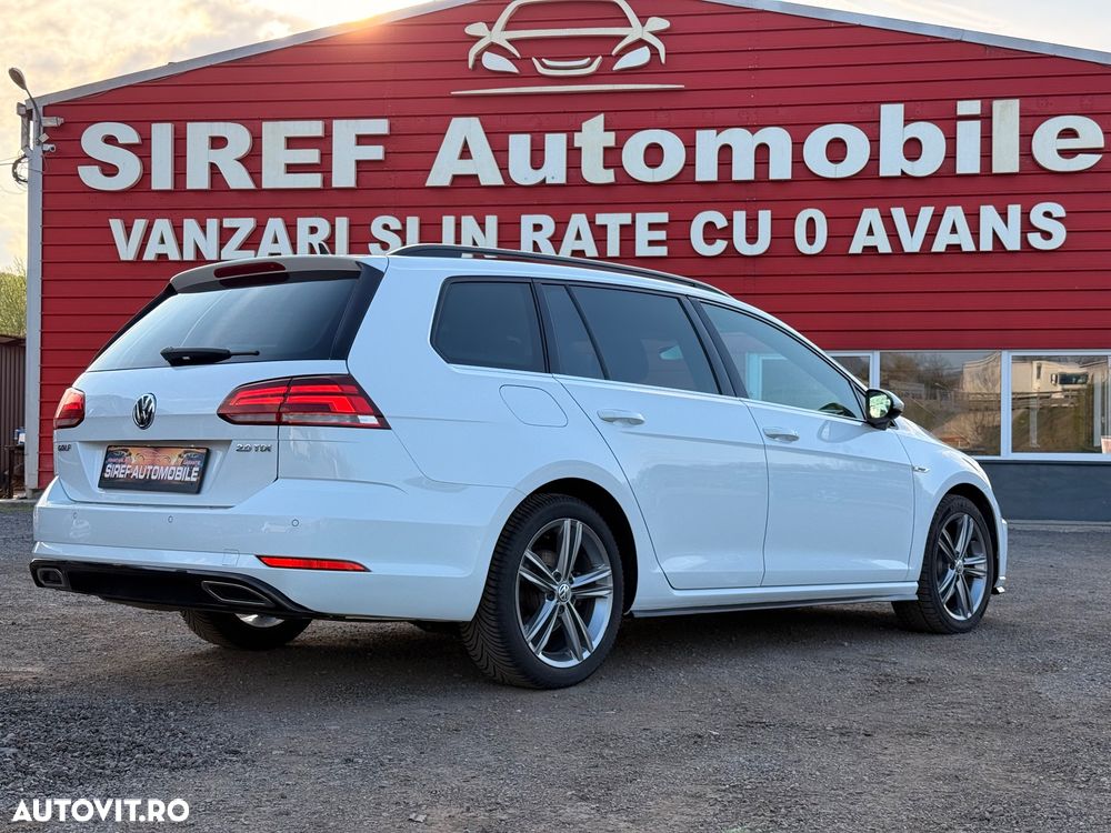 Volkswagen Golf - 6