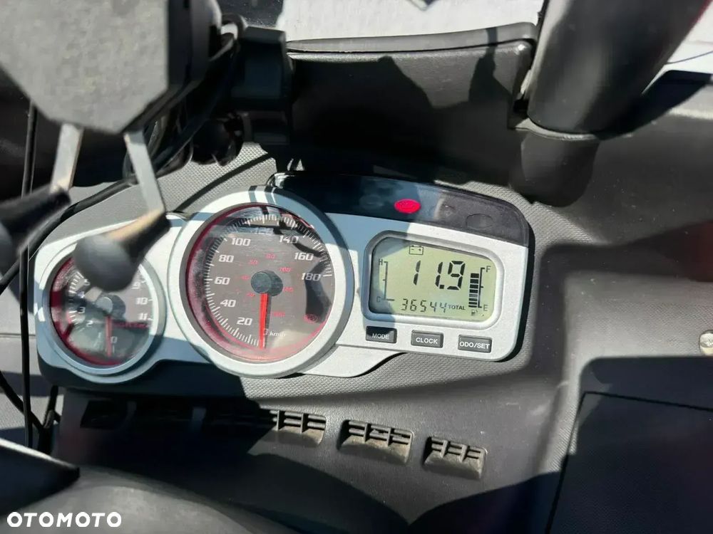Gilera Nexus 500 - 6
