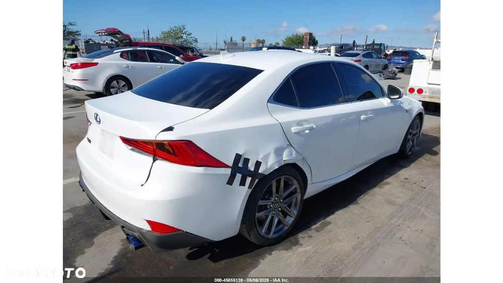 Lexus IS 200t F Sport - 4