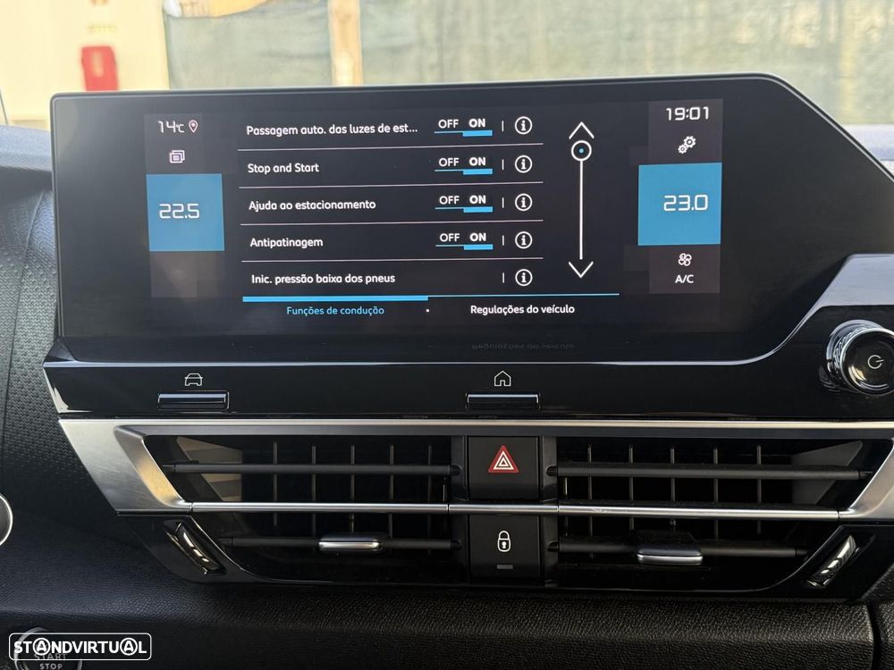 Citroën C4 1.2 PureTech Shine - 29