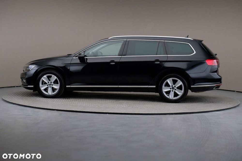 Volkswagen Passat Variant 2.0 TSI Elegance DSG - 4