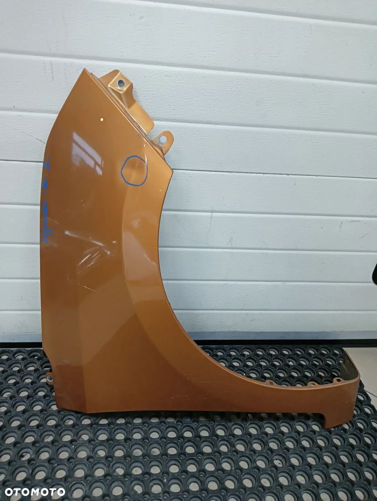 Hyundai i10 II prawy blotnik przedni - 1