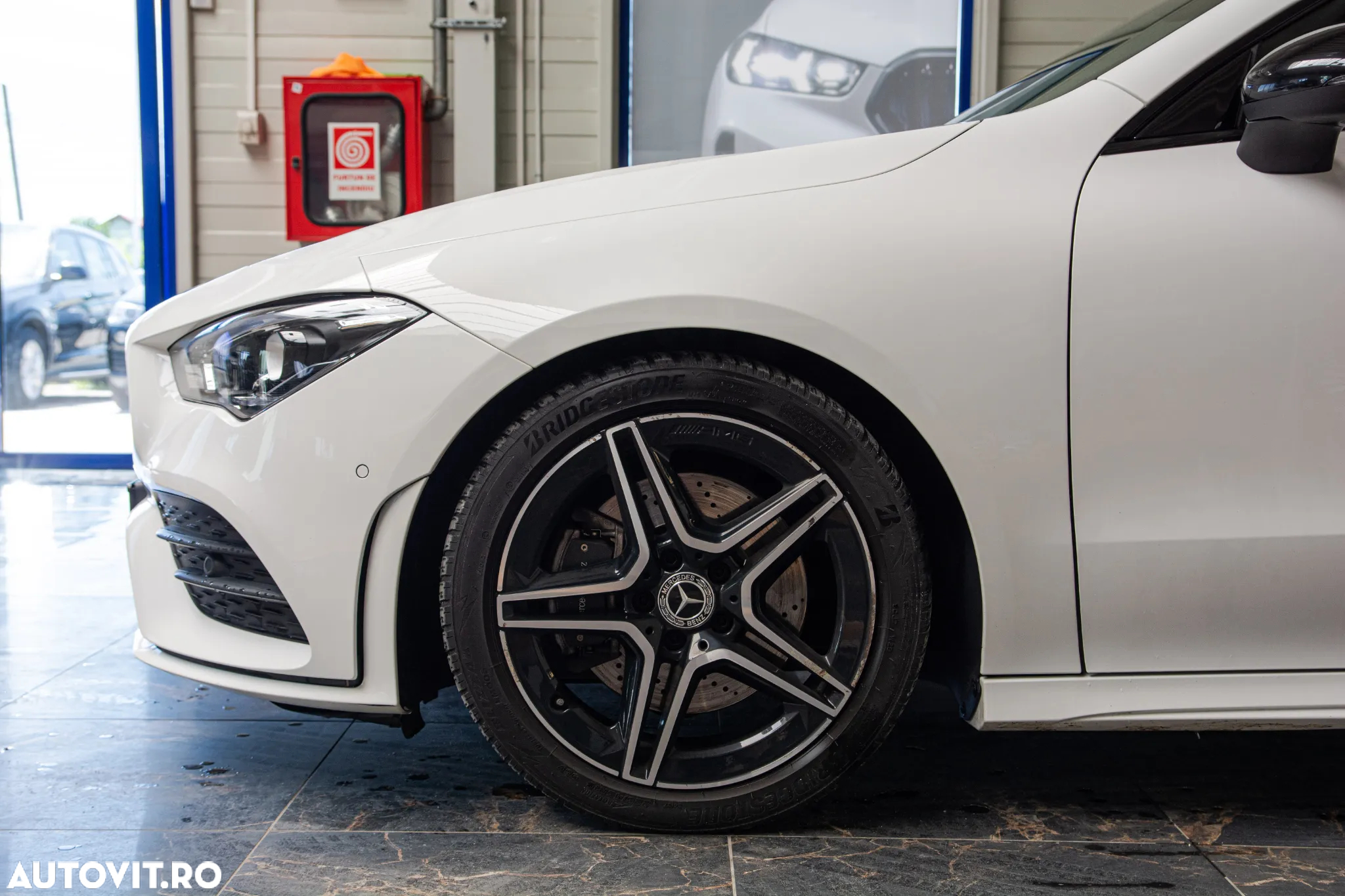 Mercedes-Benz CLA - 13