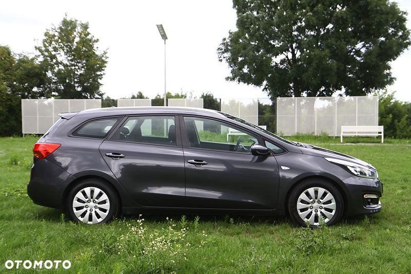 Kia Ceed - 5