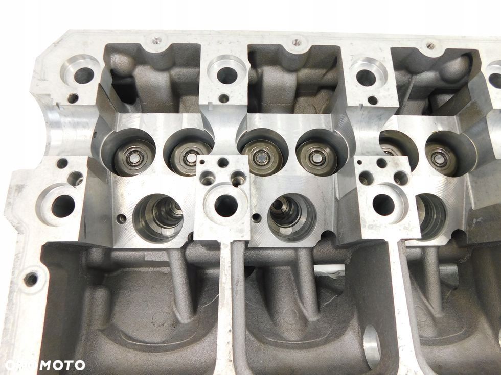 Głowica po szlifie 1.9 2.0 TDI VW T5 Transporter Touran A4 B7 Passat B6 A3 - 9