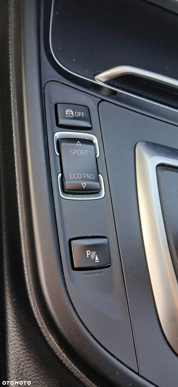 BMW Seria 3 318i - 13