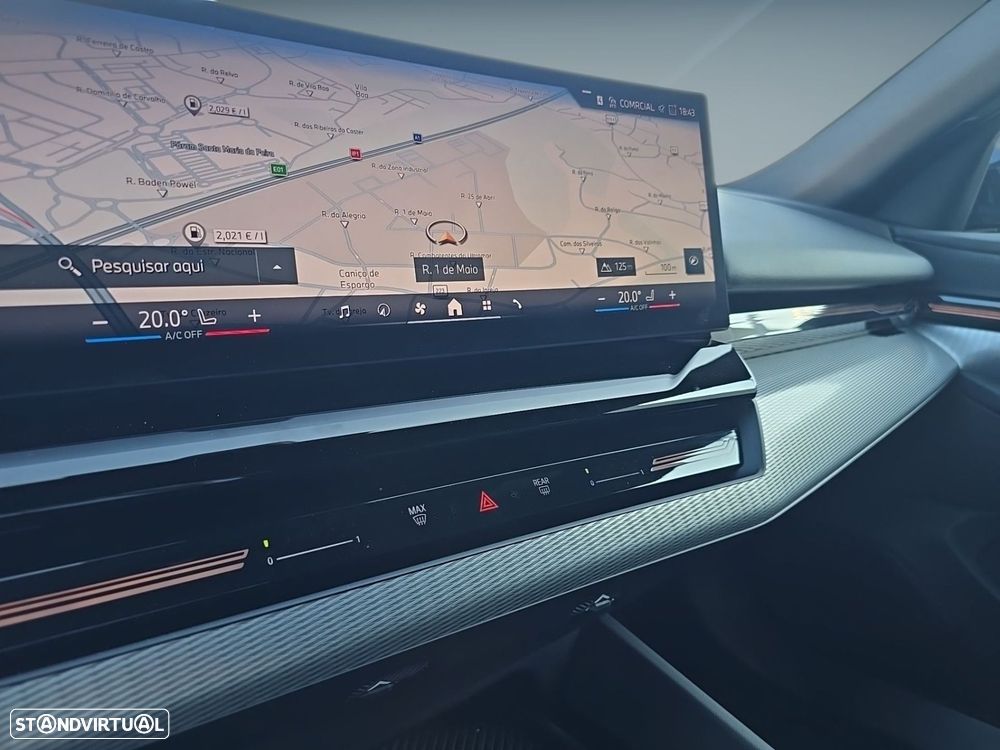 BMW 530 e Pack Desportivo M - 29