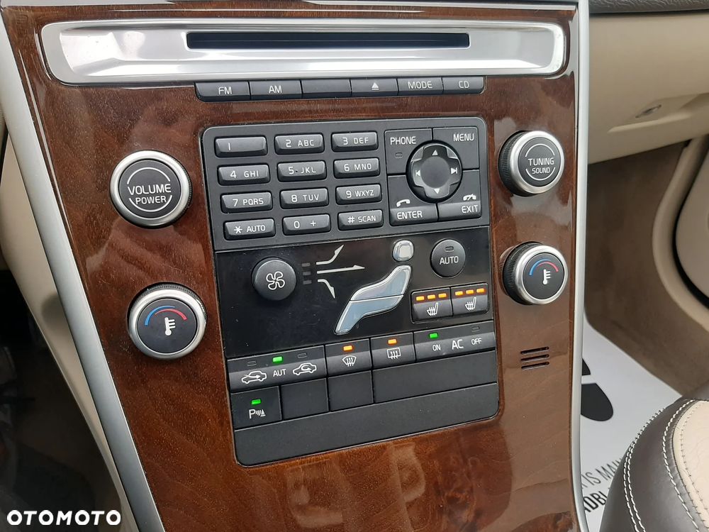 Volvo XC 60 2.4D Summum - 13