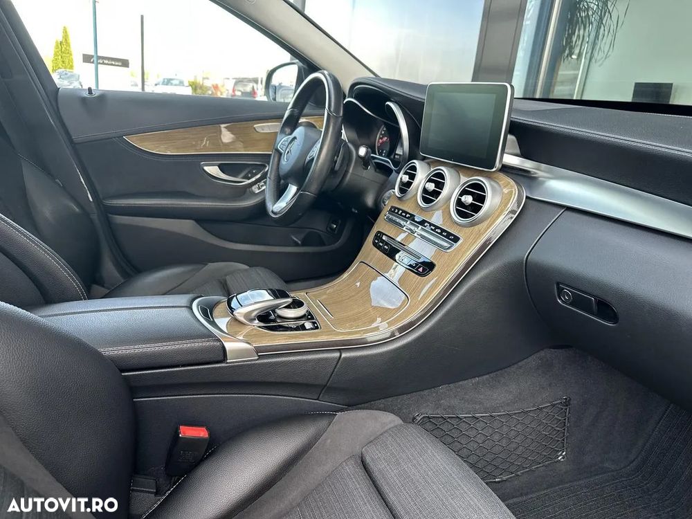Mercedes-Benz C 200 7G-TRONIC Exclusive - 12