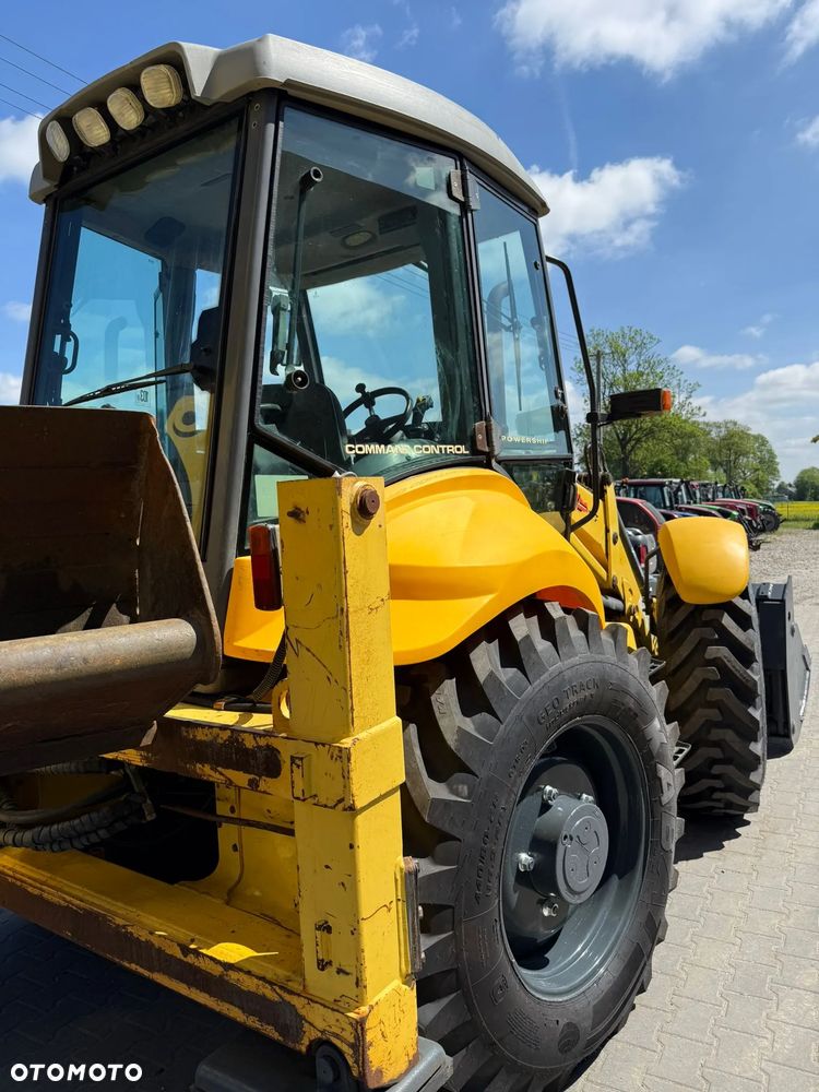 New Holland LB 115 B JCB 4 CX CASE - 12