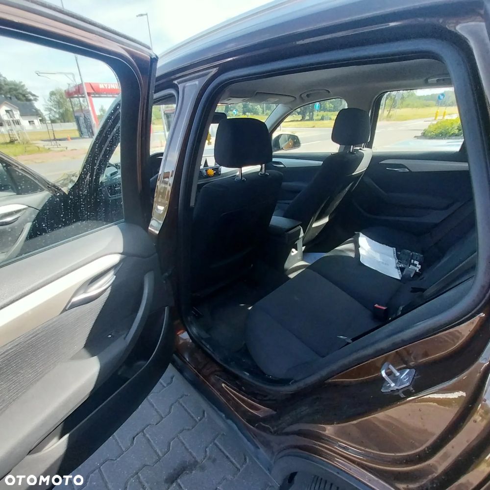 BMW X1 sDrive18d - 8
